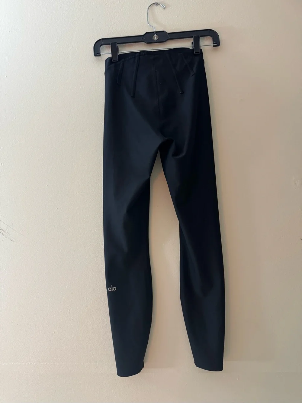 Alo Men’s Black Performance Jogger Pants Size XS